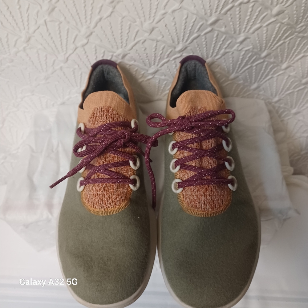 Allbirds Women Shoes Size 11.5 Green and Orange Sneakers Sleek Design - Picture 5 of 8
